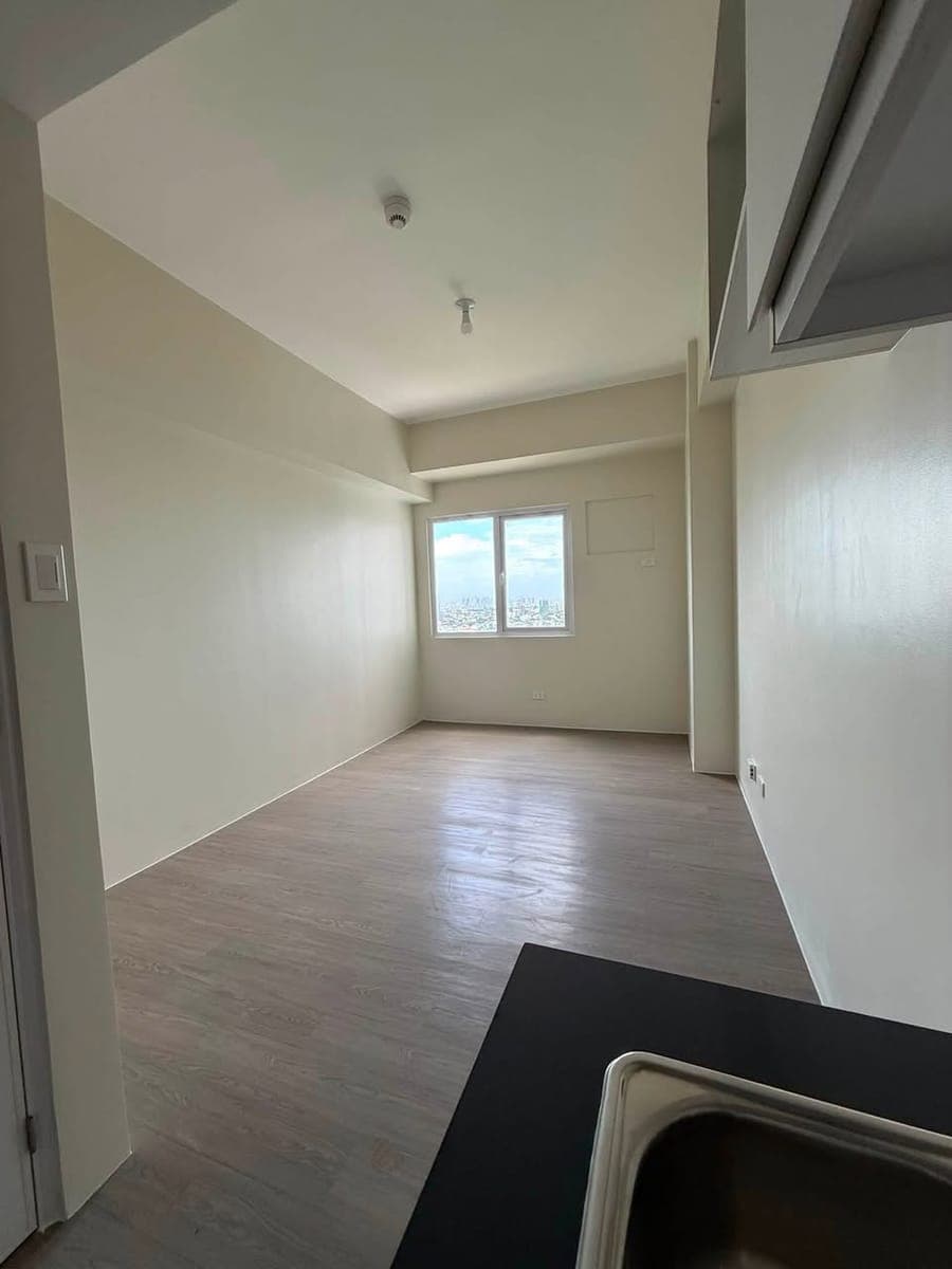 🏡 FOR RENT | 2 Bare Studio Units and Parking at Hawthorne Heights, Katipunan - photo 1