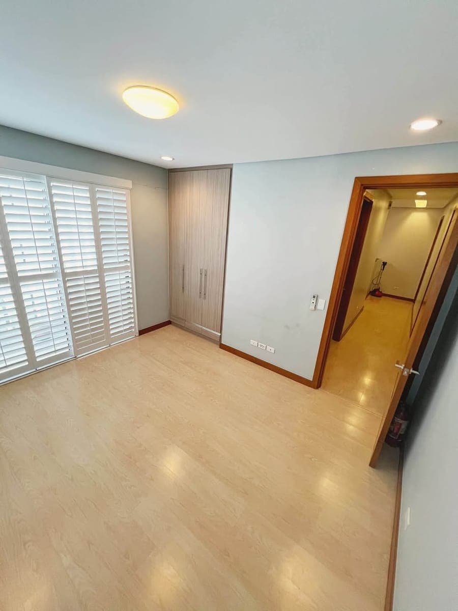 𝐅𝐎𝐑 𝐑𝐄𝐍𝐓: 3BR House and Lot with 3 parking at Glendale Heights, Quezon City - photo 2