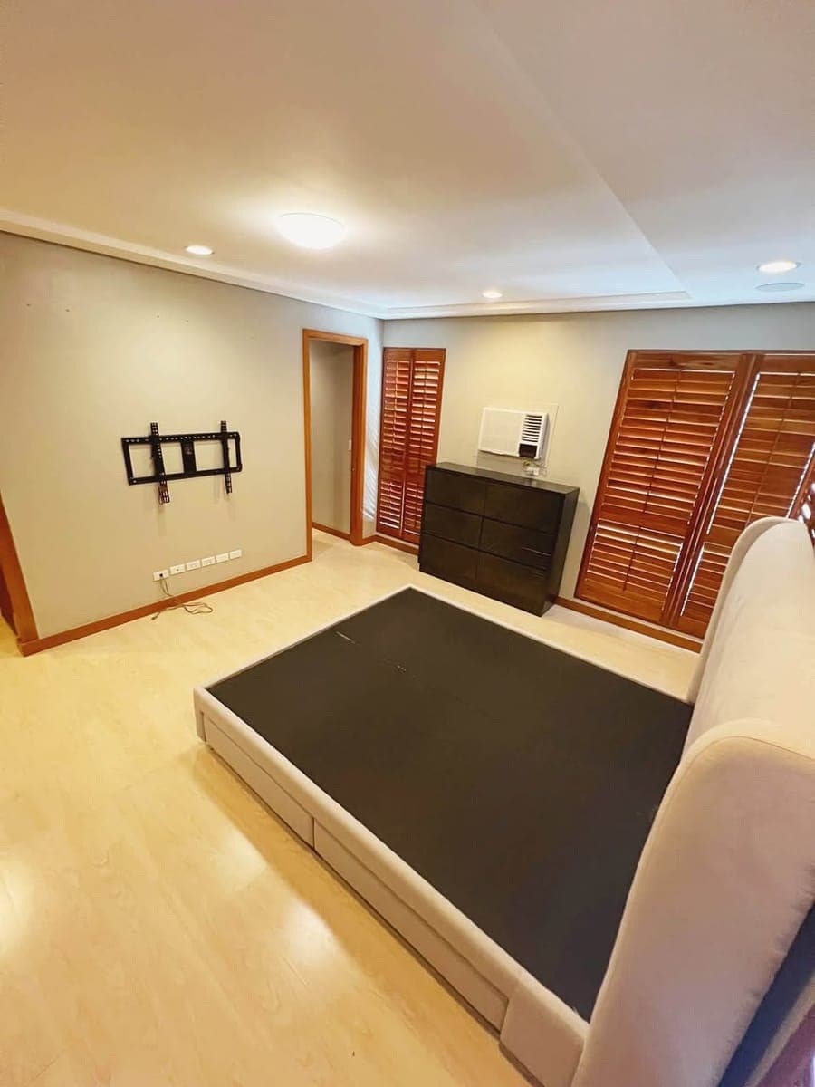 𝐅𝐎𝐑 𝐑𝐄𝐍𝐓: 3BR House and Lot with 3 parking at Glendale Heights, Quezon City - photo 3