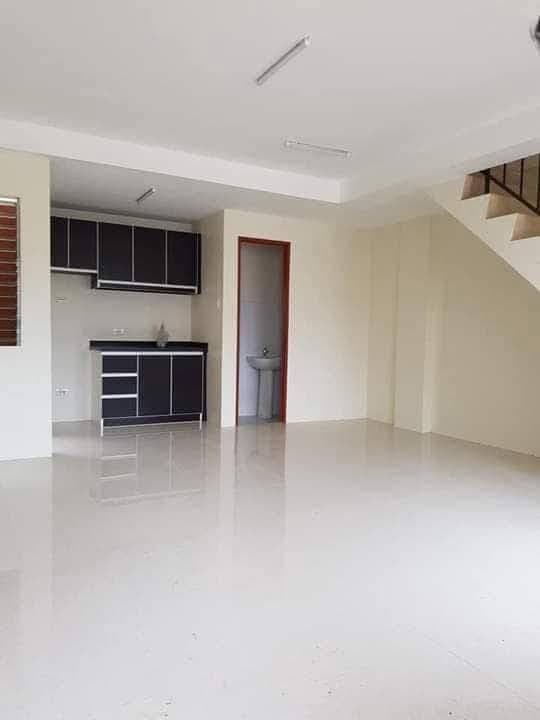 🏡 FOR RENT:Townhouse in Bayswater, Talisay City ✨ - photo 2