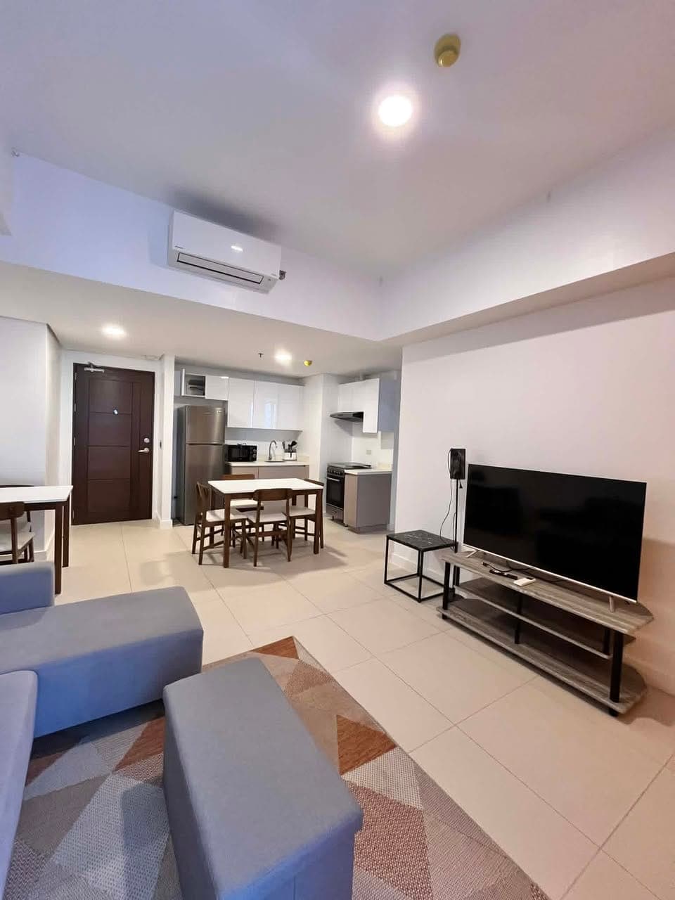✨ FOR RENT: Stylish 1-Bedroom Condo with Balcony at 38 Park Avenue Cebu – Cebu IT Park, Cebu City ✨ - photo 3