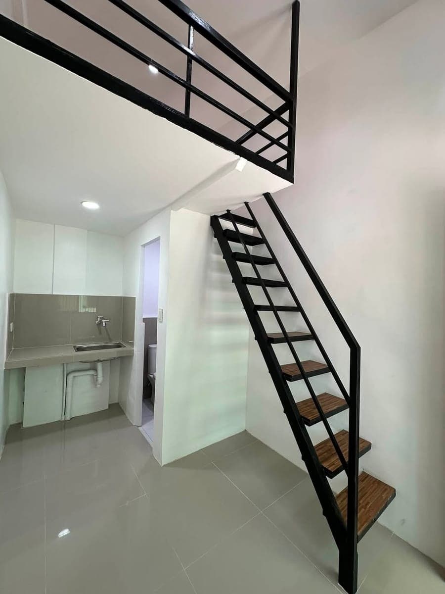 STUDIO LOFT ROOM FOR RENT - photo 1