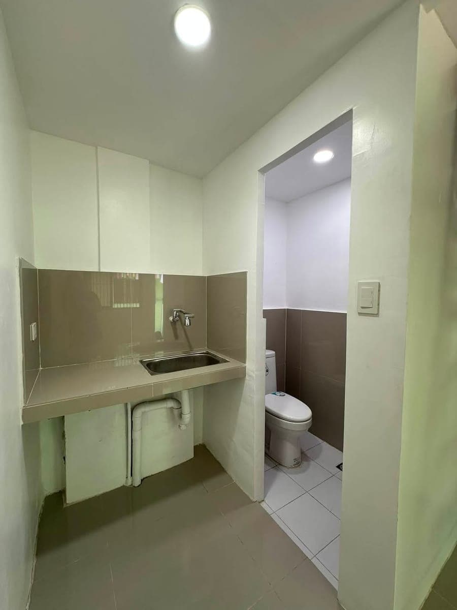 STUDIO LOFT ROOM FOR RENT - photo 2