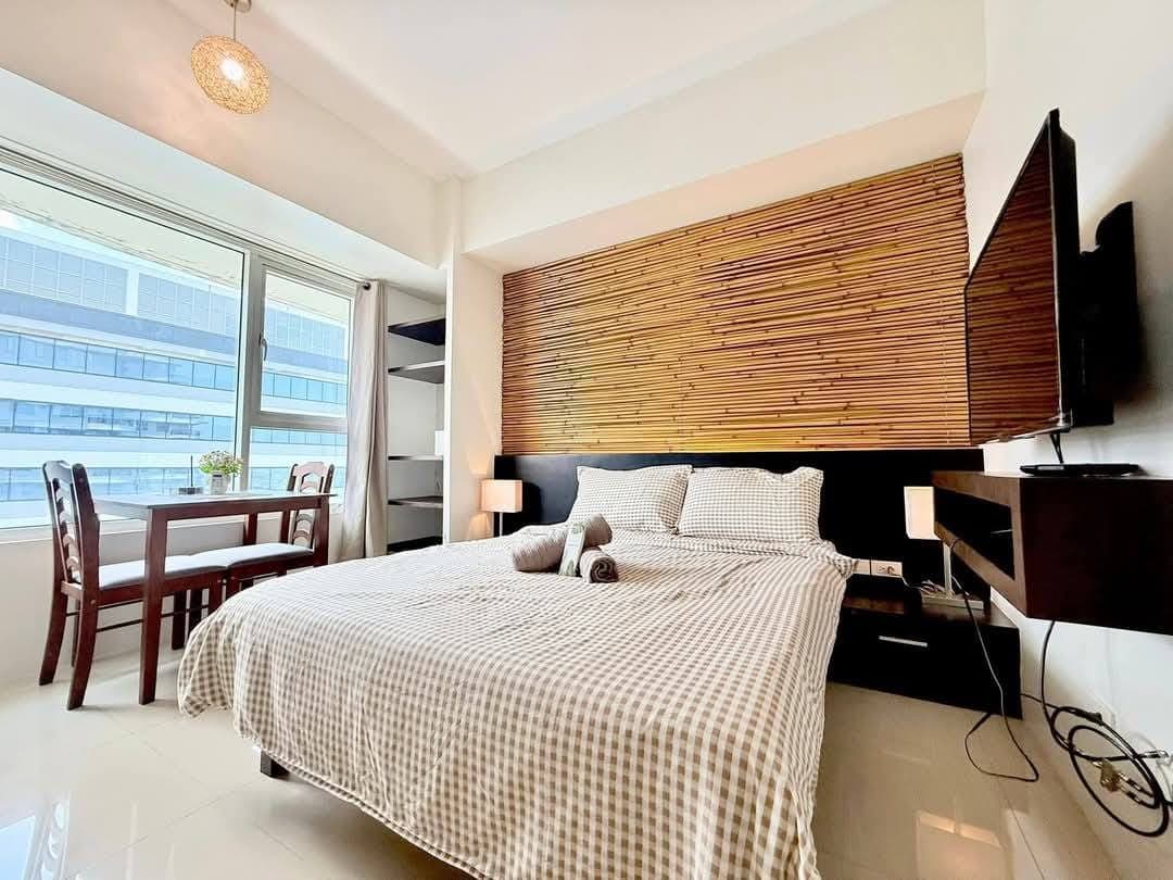 Studio Unit for Lease at Calyx Center, Cebu IT Park 🏙️ - photo 2