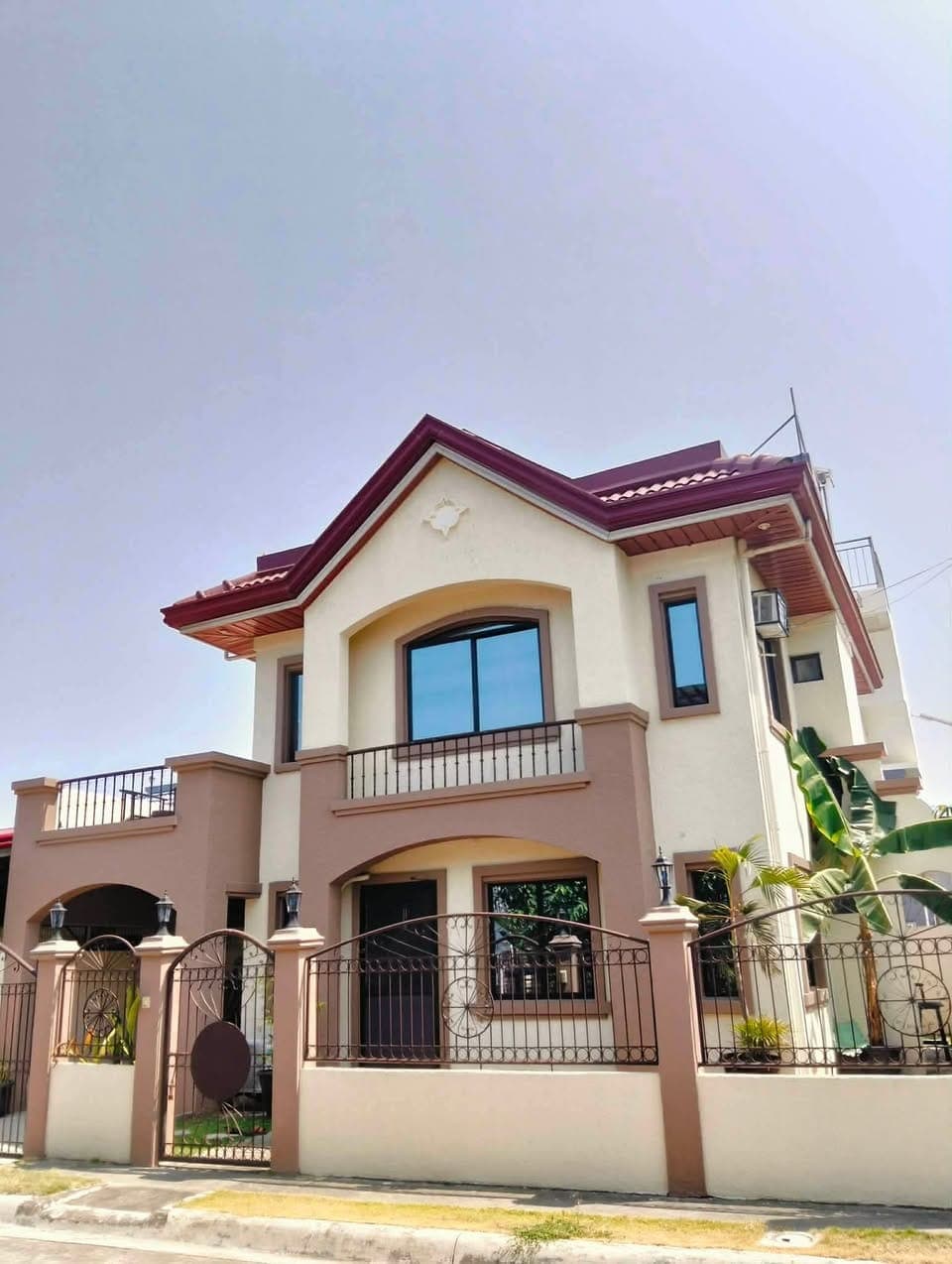 House for rent - Semi furnished - photo 1