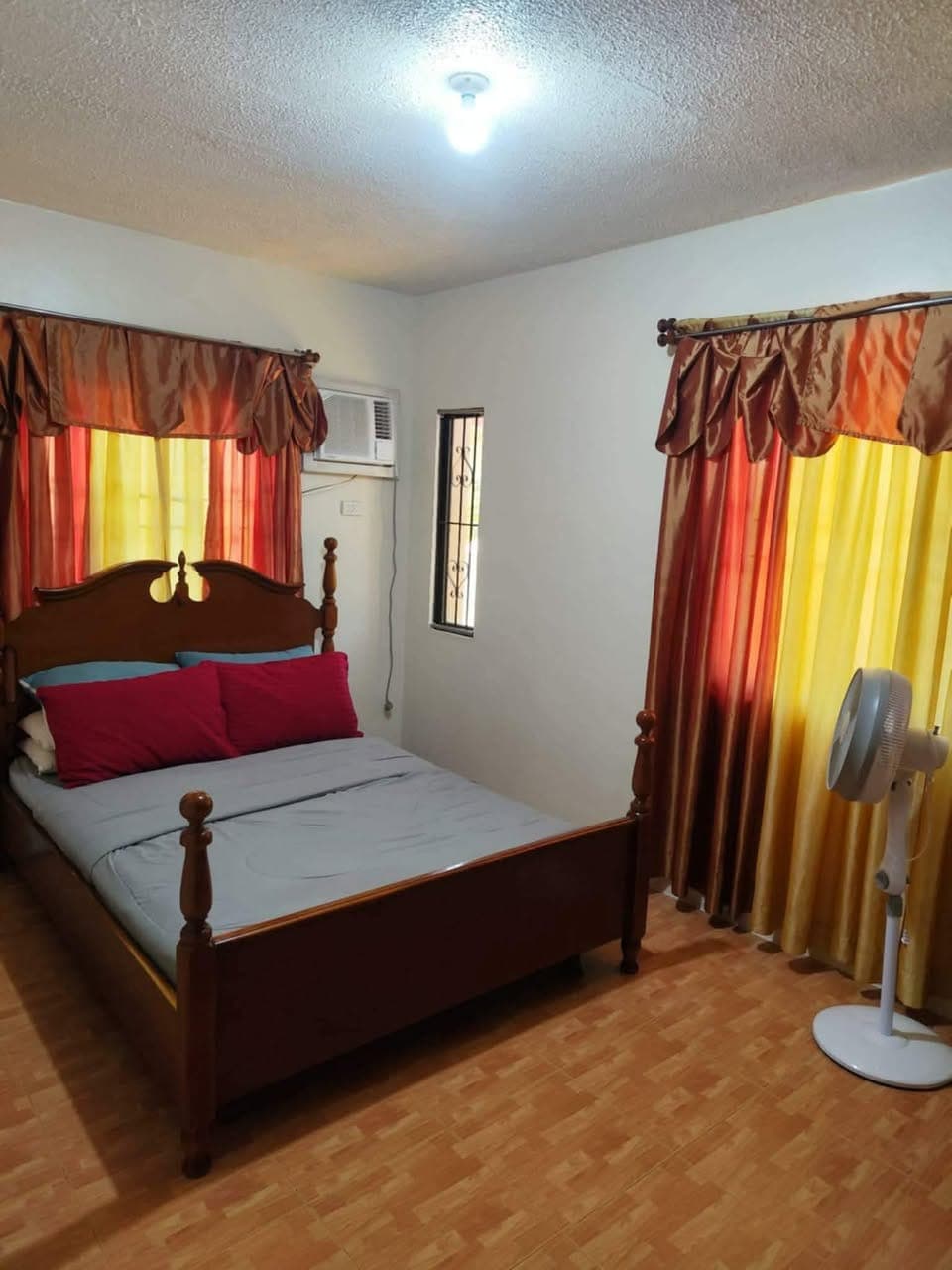 House for rent - Semi furnished - photo 2