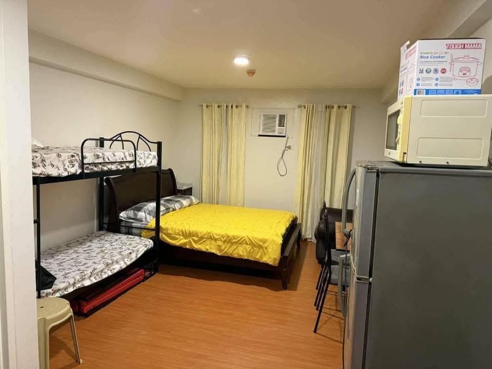 UNIPLACE- 20K+ HOA (good for 4 pax)- Walking distance to SWU‼️‼️ - photo 2