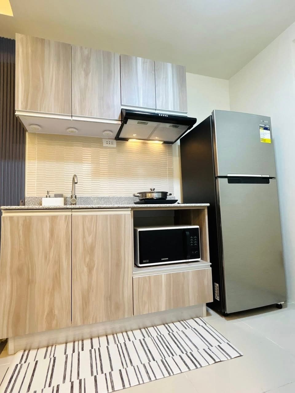 🏢 Studio Unit with Balcony for Rent – Grand Residences Cebu (North Tower A) - photo 3
