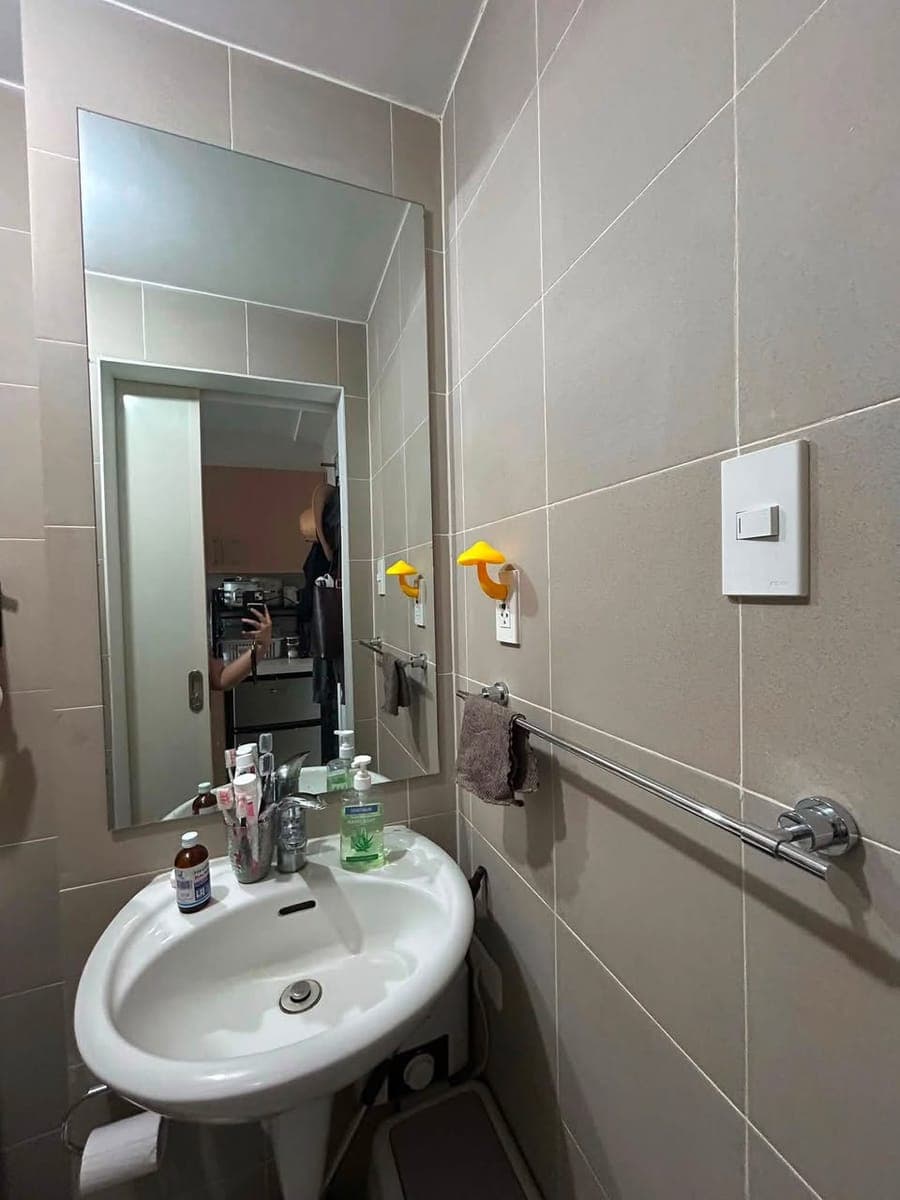 ‼️ URGENT ‼️ LOOKING FOR: FEMALE REPLACEMENT / FEMALE ROOMMATE 👯🏻‍♀️ - photo 5
