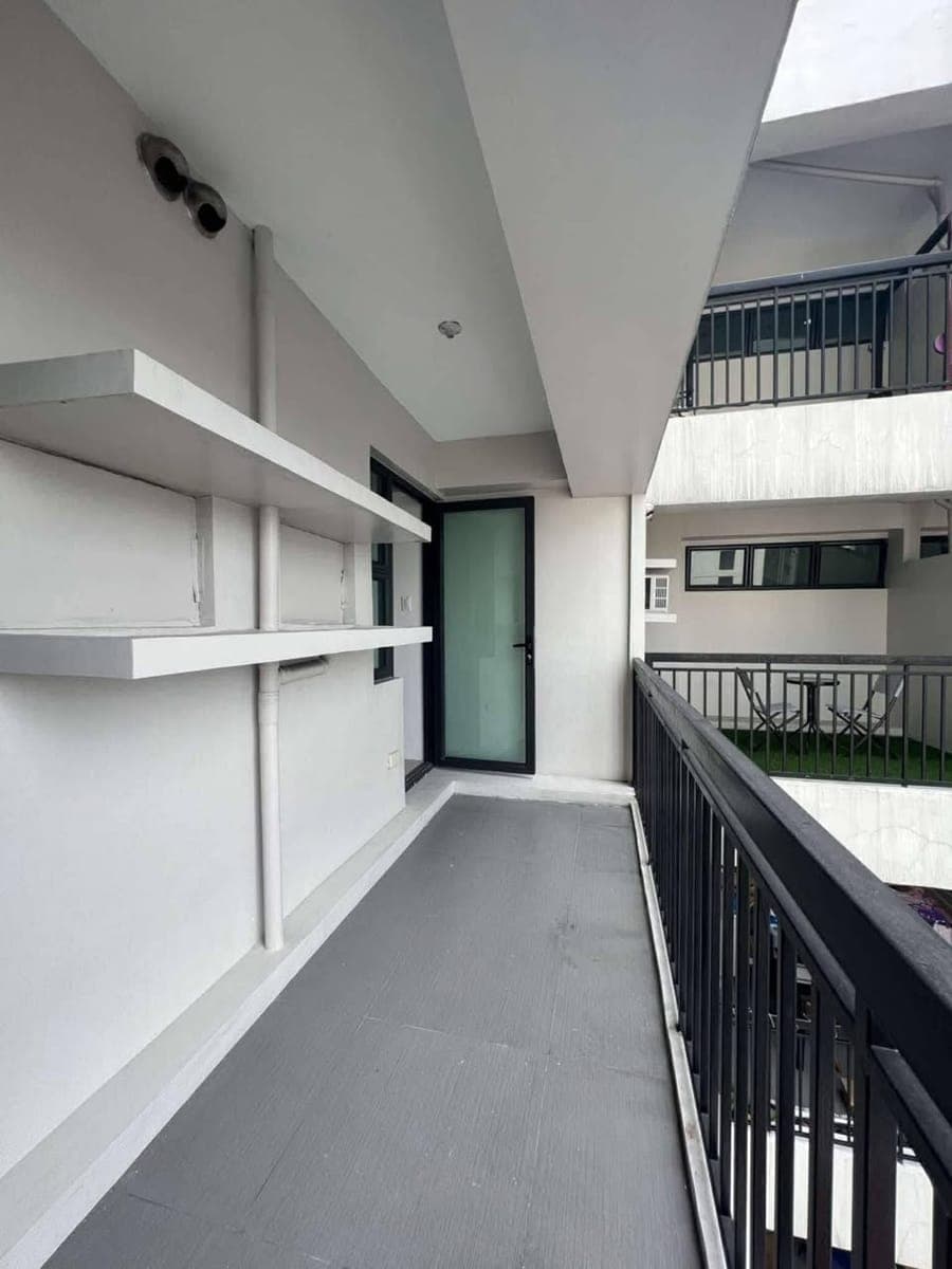 FOR RENT; Pet friendly - photo 4