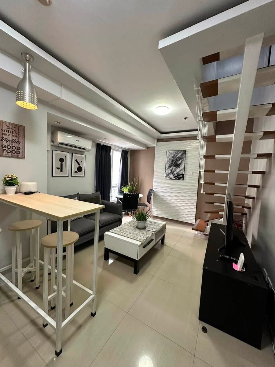 ALL-FEMALE Condo-Sharing in BGC - photo 1