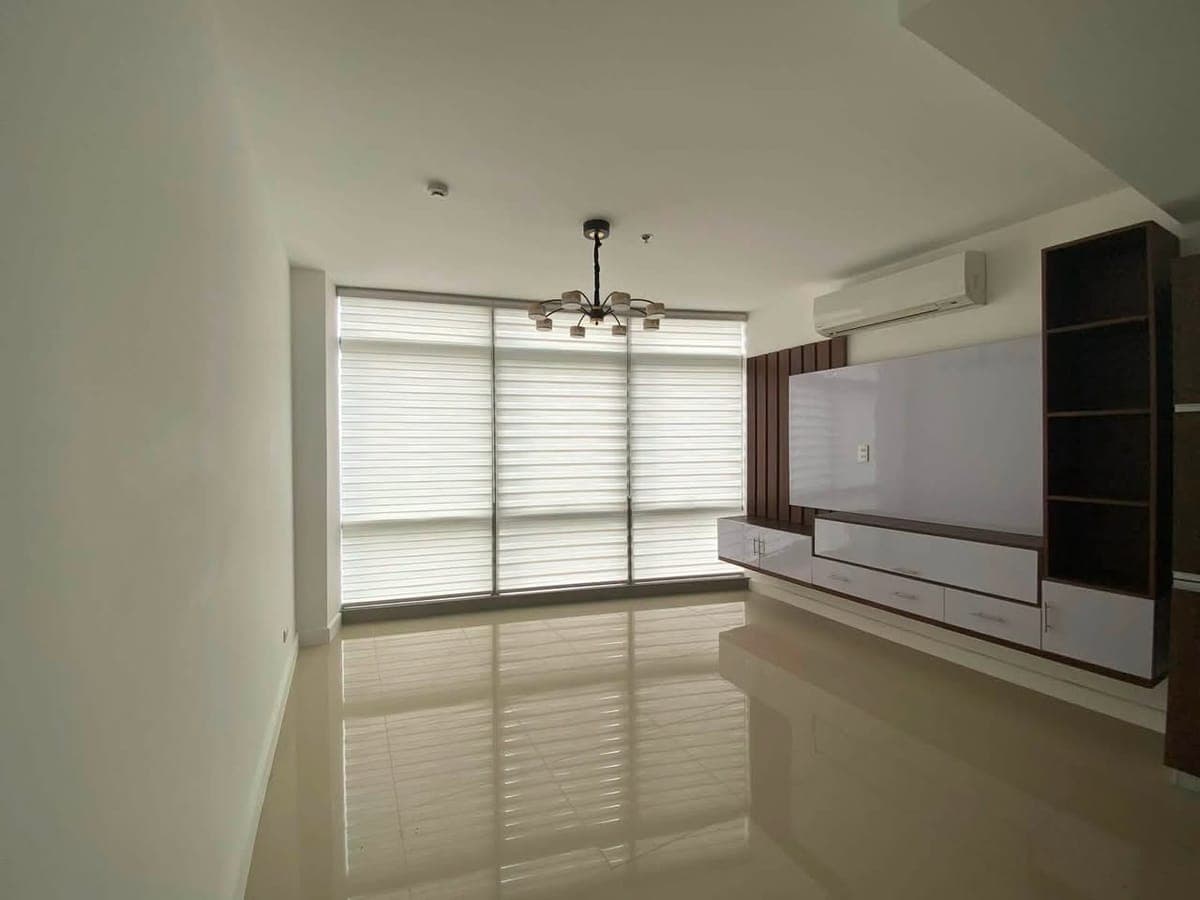 FOR LEASE - photo 2