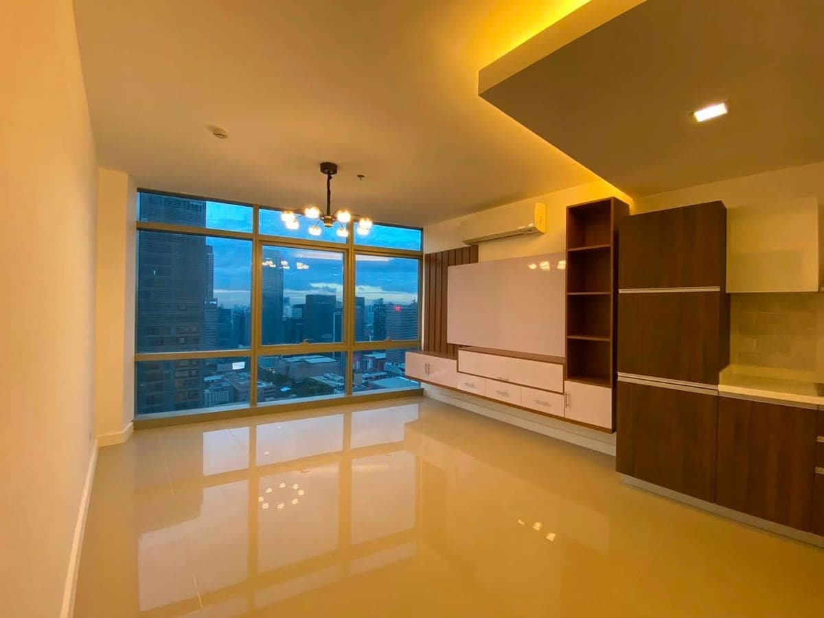 FOR LEASE - photo 4
