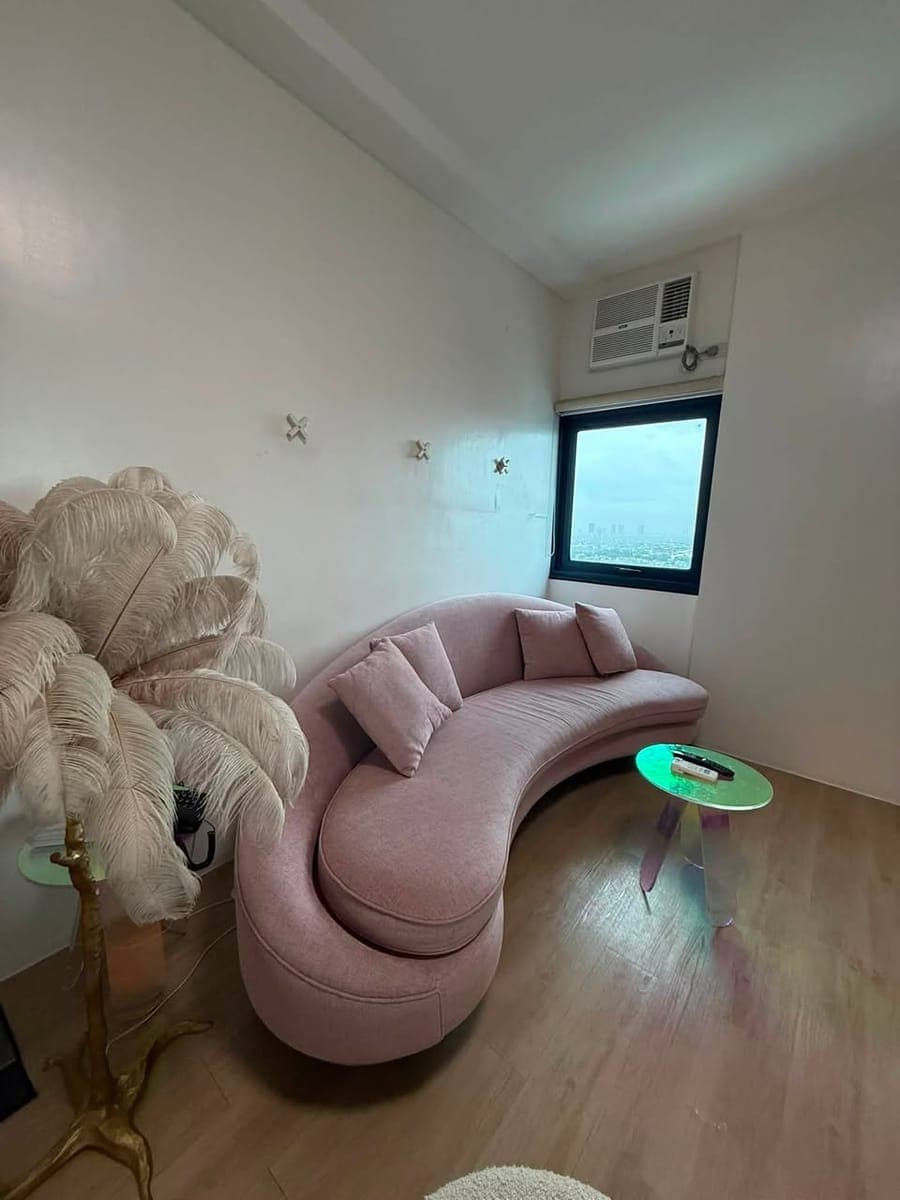🏡 FOR RENT | Furnished 2BR Condo at Studio A Katipunan 46sqm - photo 2