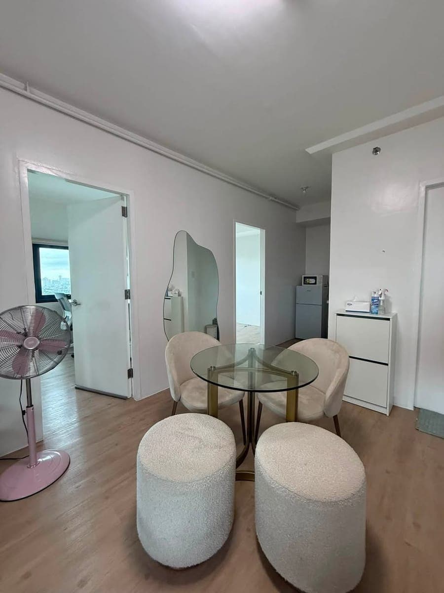 🏡 FOR RENT | Furnished 2BR Condo at Studio A Katipunan 46sqm - photo 3