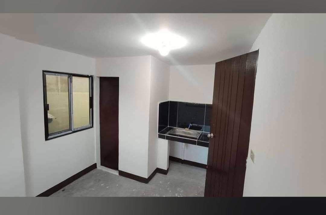 ROOM FOR RENT ₱4,500 - photo 1
