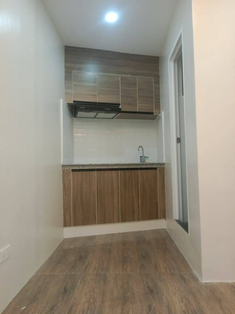 For Rent:1 Bedroom Unit - photo 1