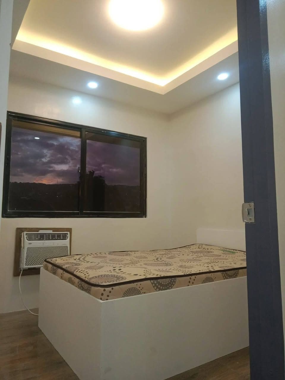 For Rent:1 Bedroom Unit - photo 3