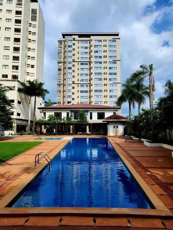 Fully furnished studio unit in Persimmon Mabolo 17k include condo dues and wifi for rent. - photo 1
