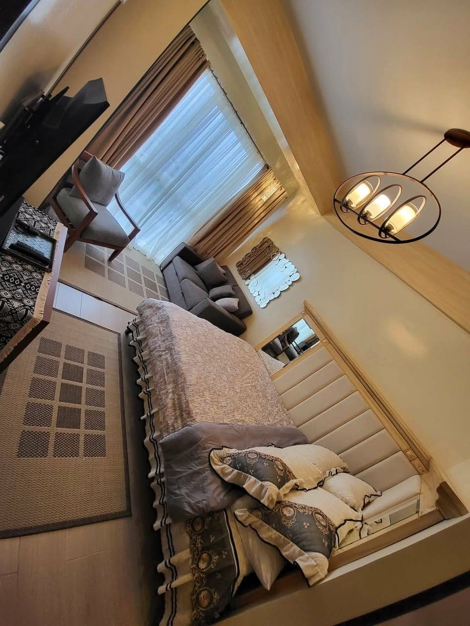 FOR RENT IN ONE MANCHESTER PLACE ( MACTAN NEWTOWN ) - photo 5
