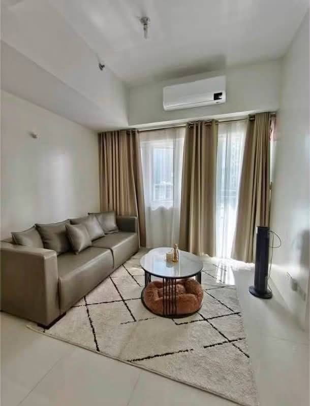 FOR LEASE: Fully furnished 2 Bedroom unit at Park Avenue, BGC - photo 1
