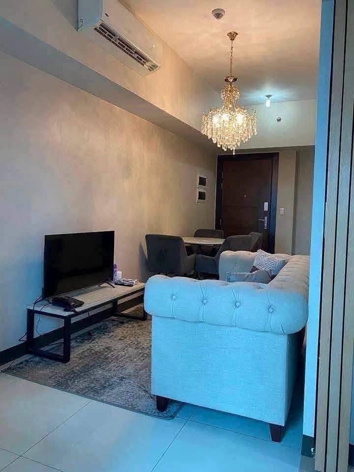 1BR FOR RENT IN BGC | Uptown Parksuites Tower 1 - photo 2