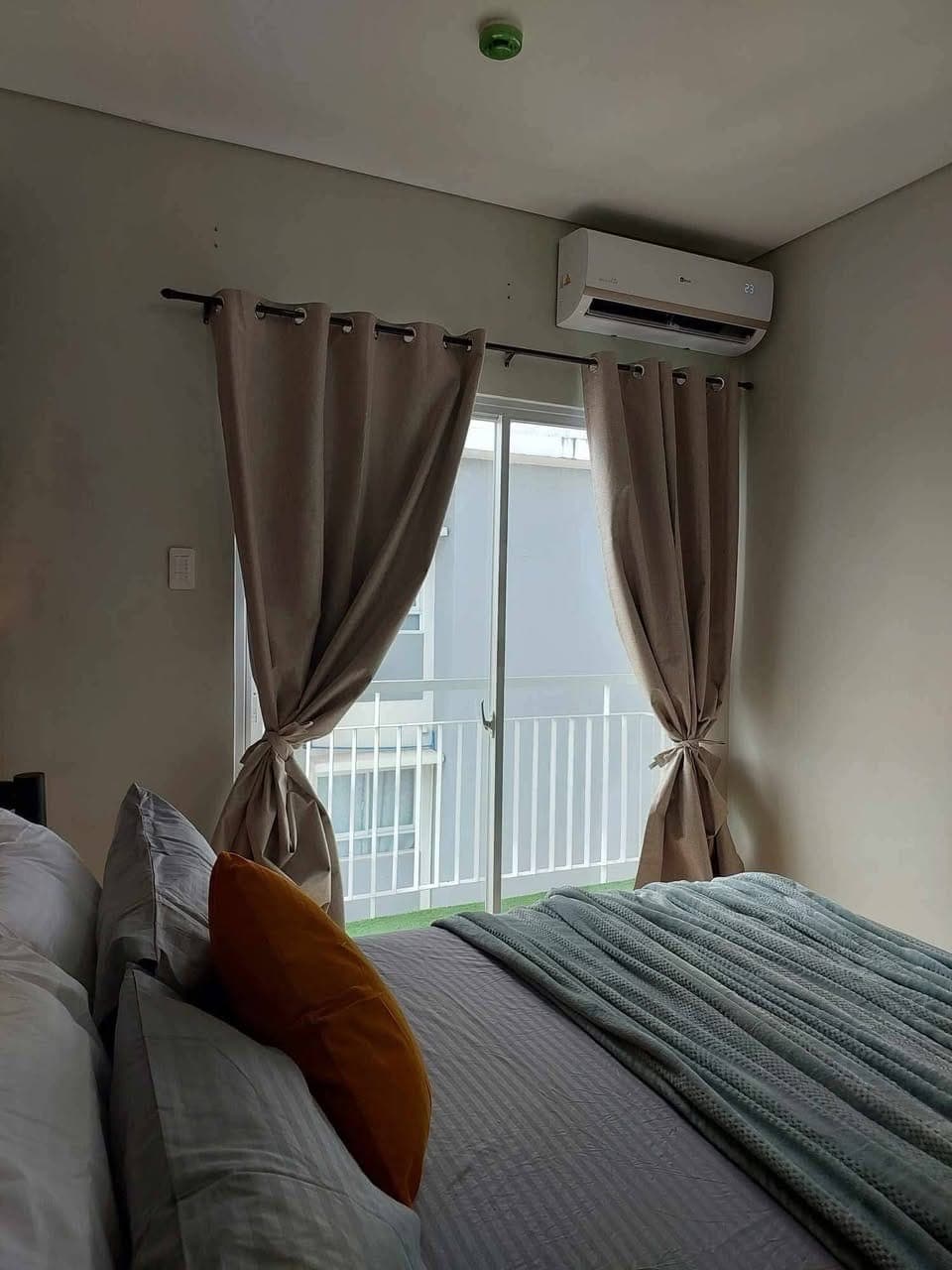 🏡 FOR RENT | Fully Furnished 1-Bedroom Unit - photo 3