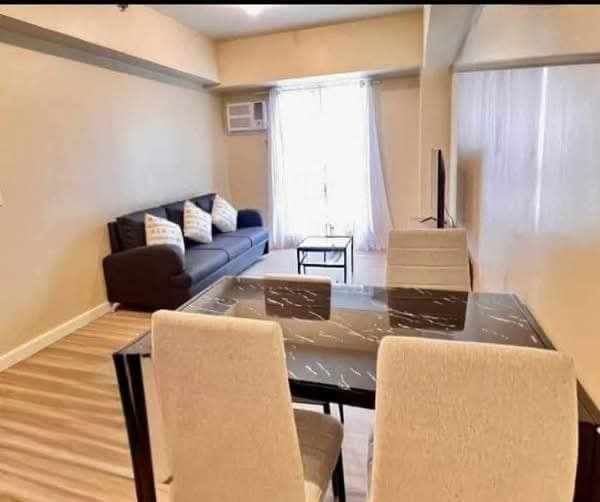 🏢 FOR RENT - photo 2