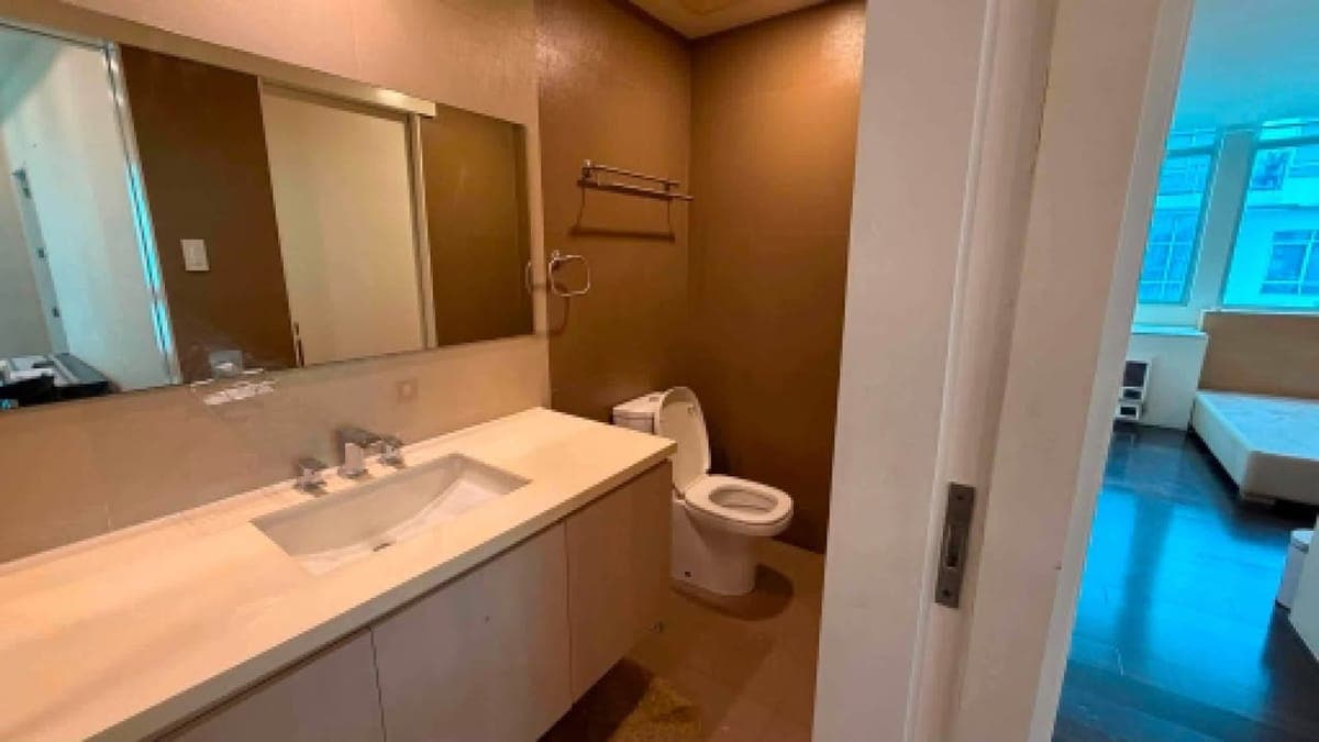 📍 Grand Hamptons 1 BGC - 2BR With Parking - photo 5