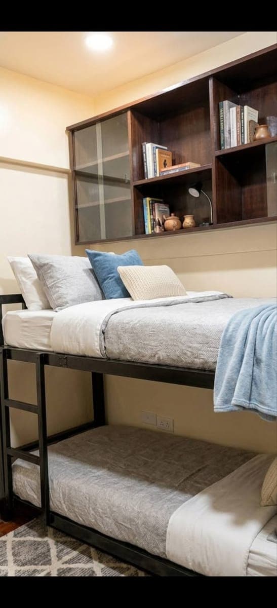 ✨ LAST FEW ROOMS & BEDSPACES AVAILABLE! ✨ - photo 1