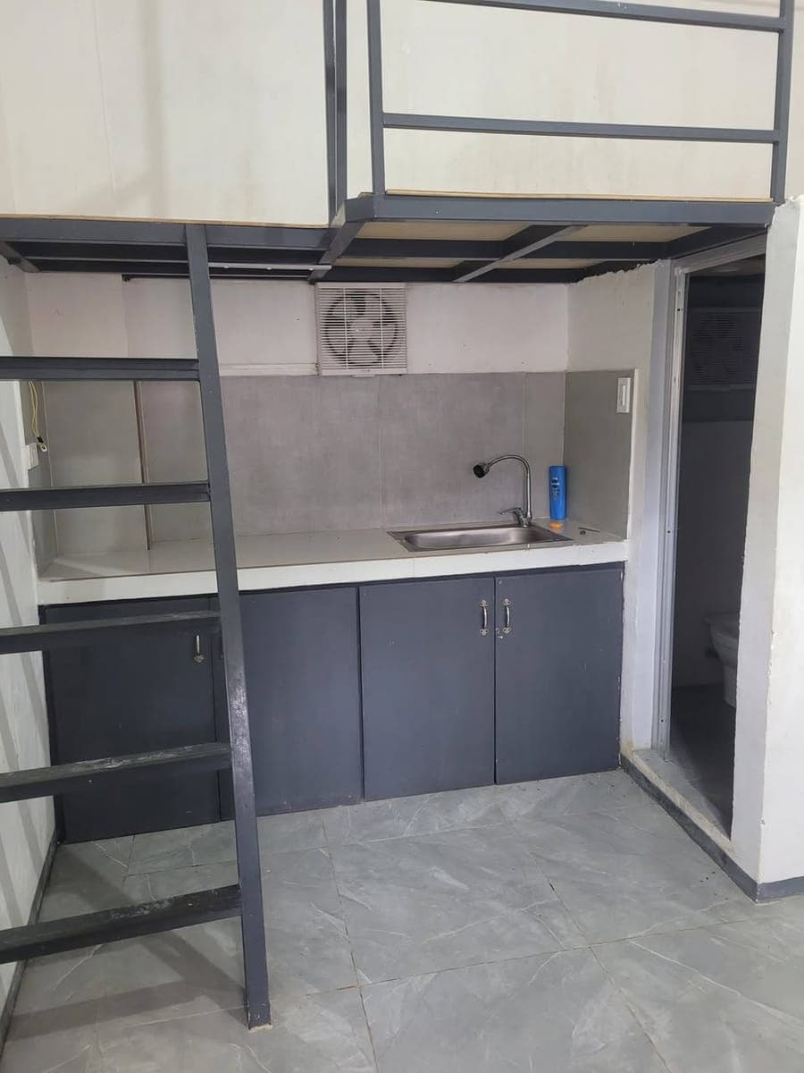 ROOM FOR RENT ( Loft type ) - photo 2