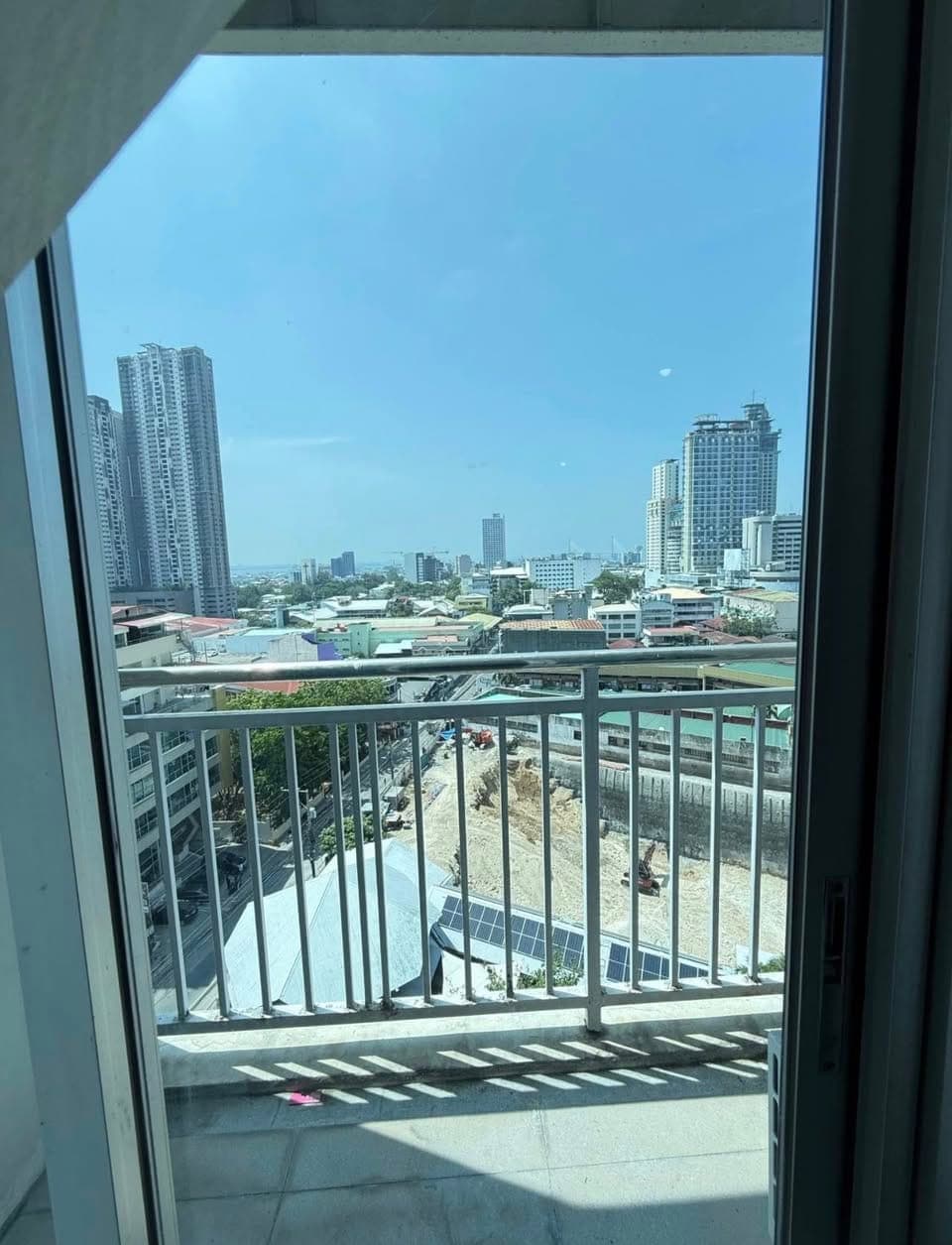 18,000/ mo with condo dues - photo 4