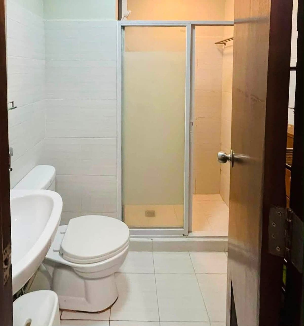 FOR LEASE: Furnished Studio Near Cebu IT Park - photo 4