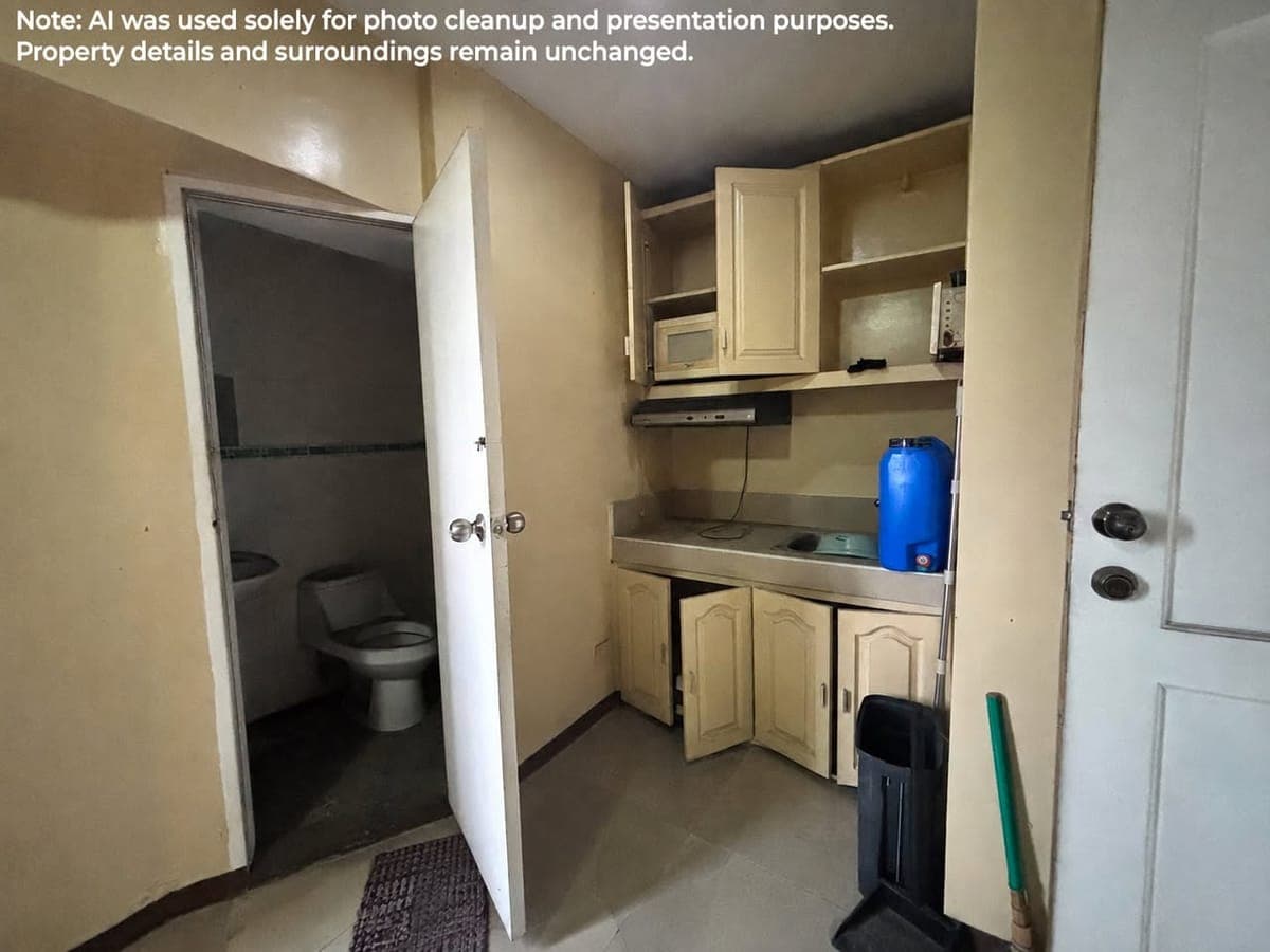 For Lease Loft-Type Condominium Unit - photo 2