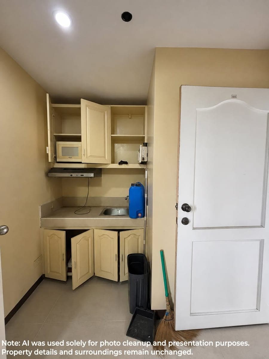 For Lease Loft-Type Condominium Unit - photo 3