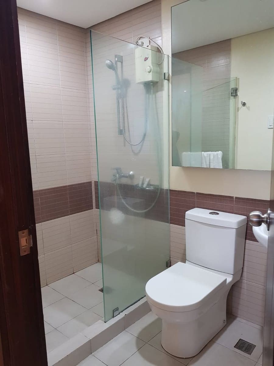 The Fort Residences BGC condo for rent. - photo 3