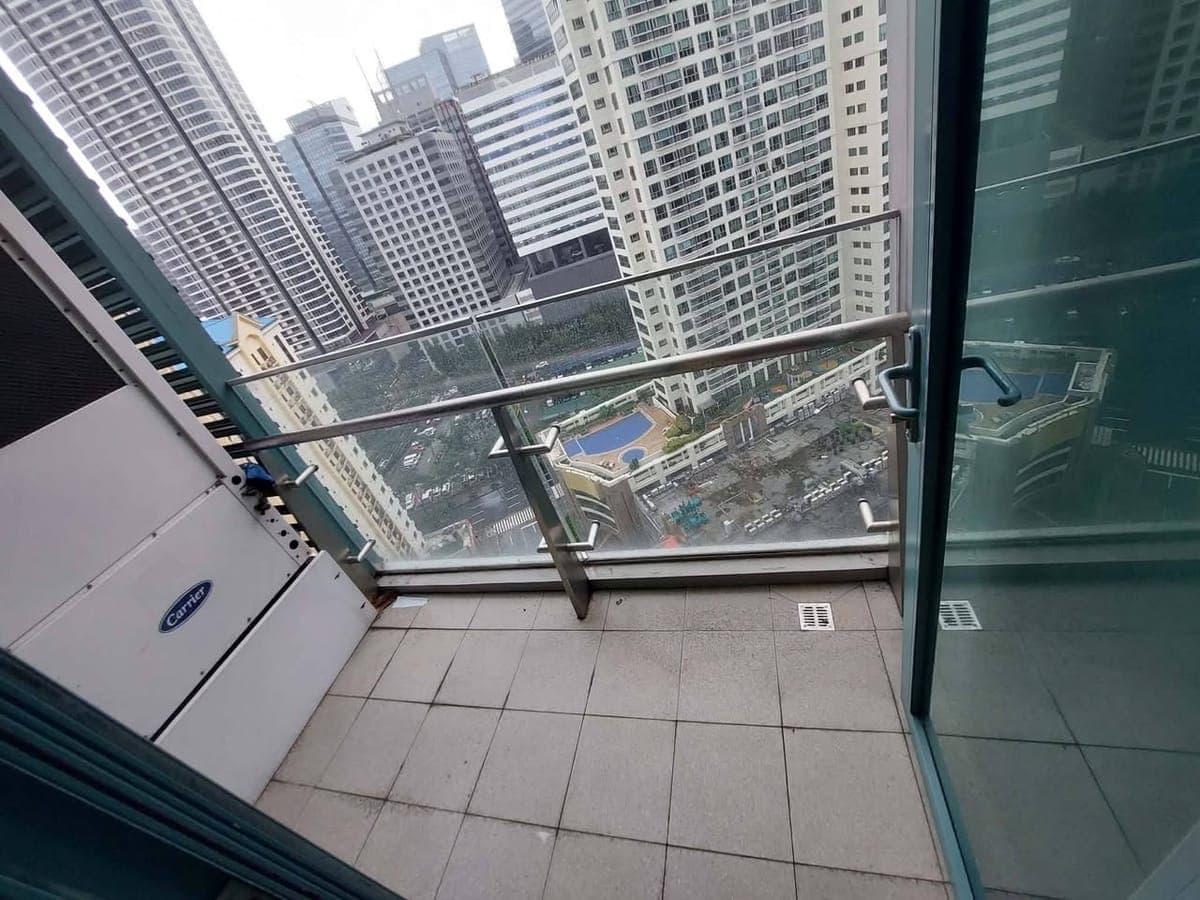 📍 CONDO UNIT FOR LEASE - photo 2