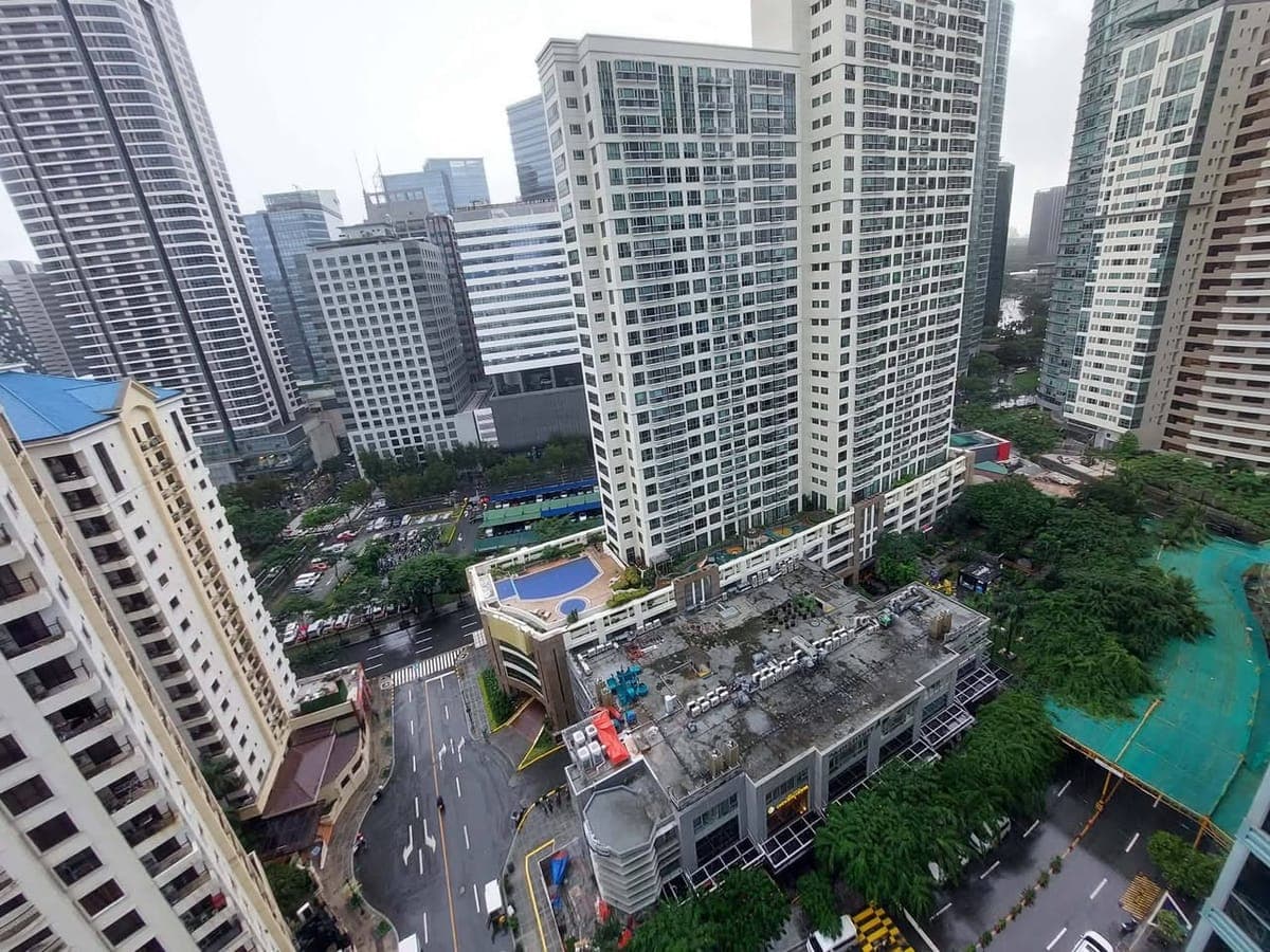 📍 CONDO UNIT FOR LEASE - photo 3