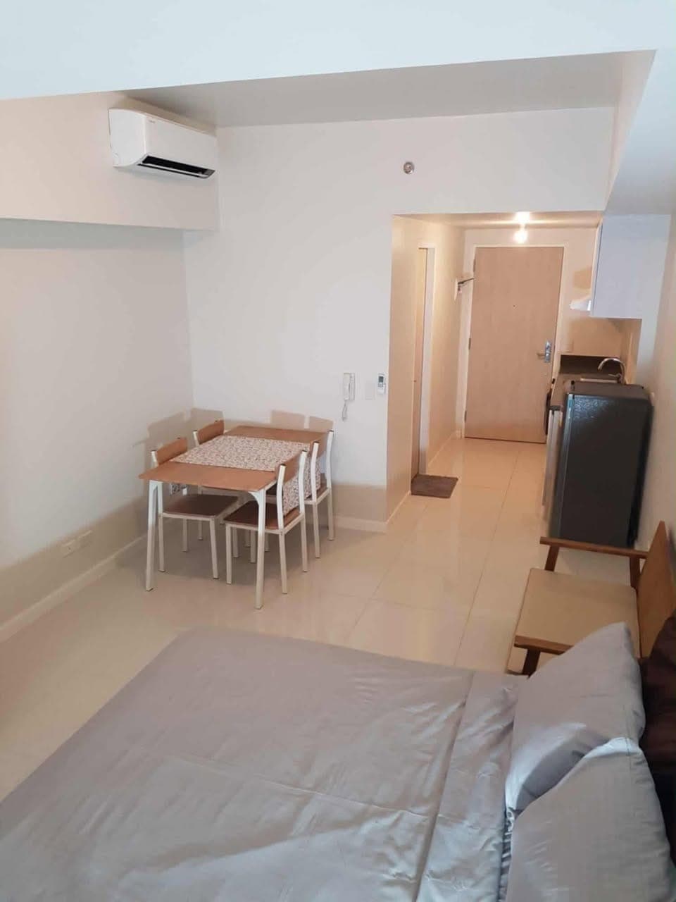 ‼️👉DL✨FULLY FURNISHED STUDIO UNIT FOR RENT with Ocean-View🌊at Mandani Bay Suites Tower 2, 32nd Floor for Rent - photo 5