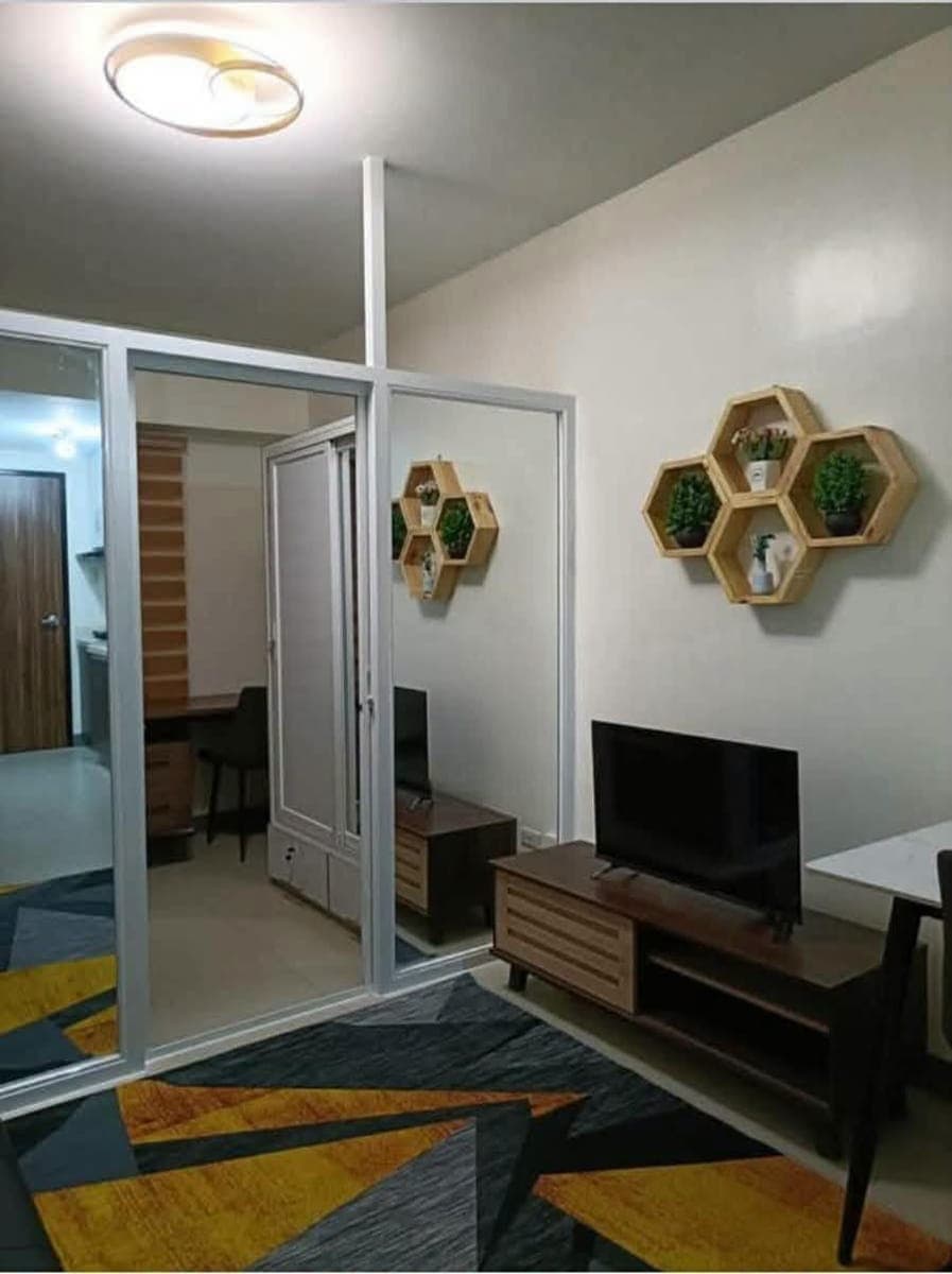 FOR RENT - photo 2
