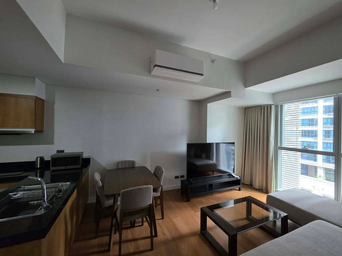 FOR RENT - photo 2