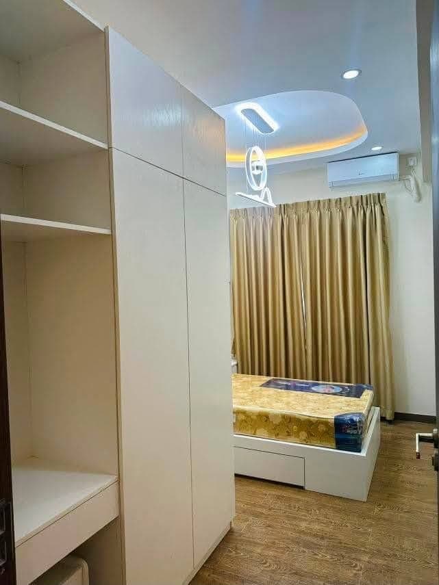 သာကေတရှူခင်းသာပတ်လမ်းမပေါ်မှာရှိတဲ့  Emerald Bay Luxury Condo စျေးတန်တန်လေးနဲ့အမြန် ရောင်းမည် ။ - photo 2