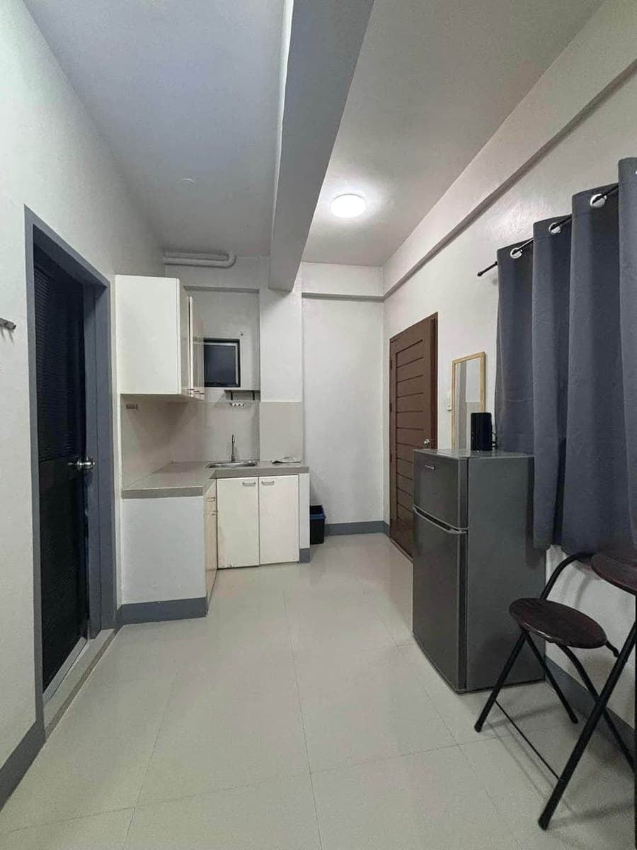 Unit for rent 2nd floor furnished (14,000 monthly) - photo 5