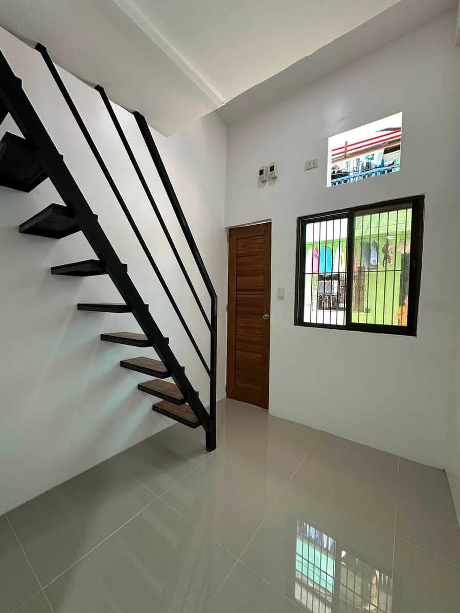 STUDIO LOFT ROOM FOR RENT - photo 2