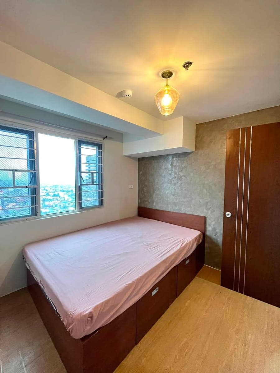28K ONLY! 2BR CONDO FOR RENT 10 MINS TO BGC - photo 4