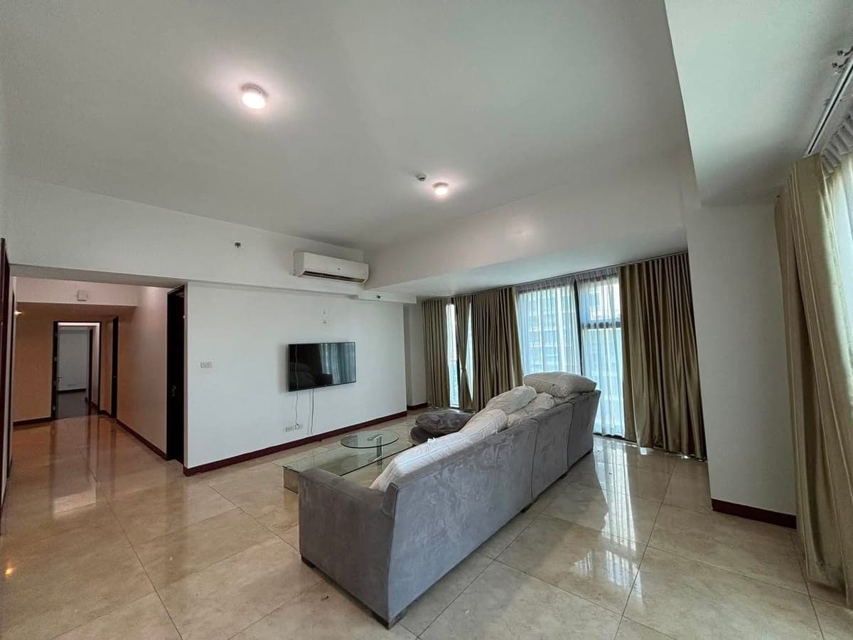 For Lease 3-Bedroom Condominium Unit - photo 3