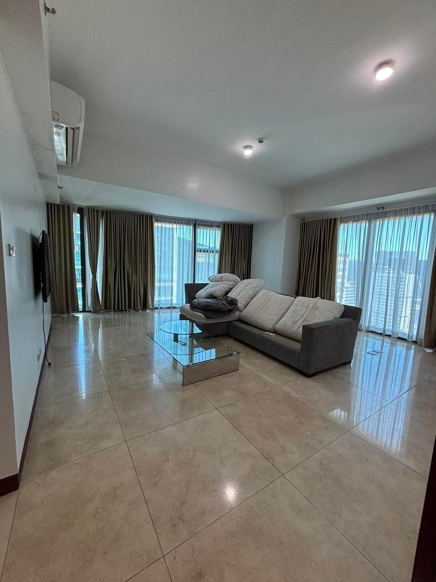 For Lease 3-Bedroom Condominium Unit - photo 4