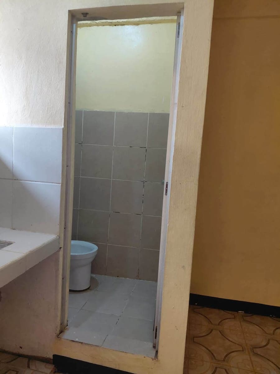 LOCATION: NAPINDAN TAGUIG NEAR C6 ROAD - photo 4