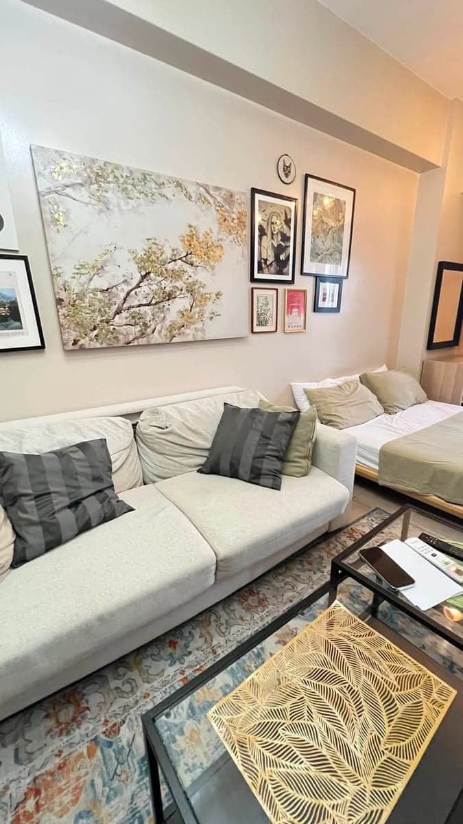 Eastwood City Condo for rent - photo 1
