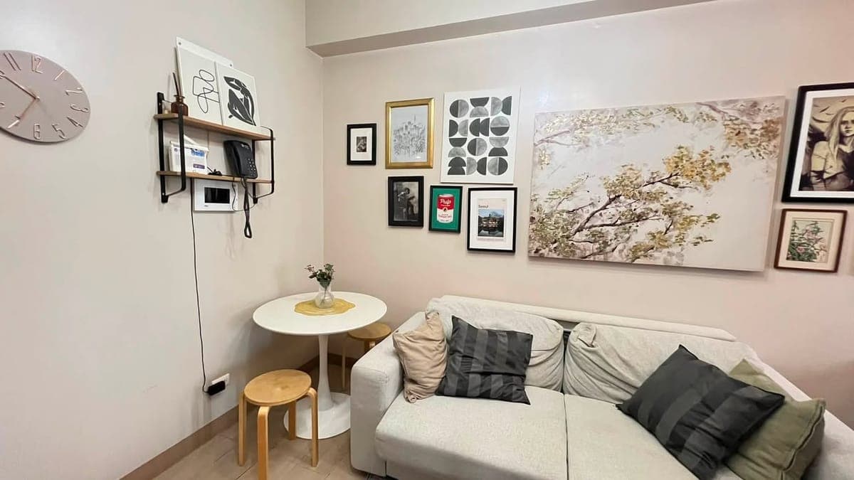 Eastwood City Condo for rent - photo 2